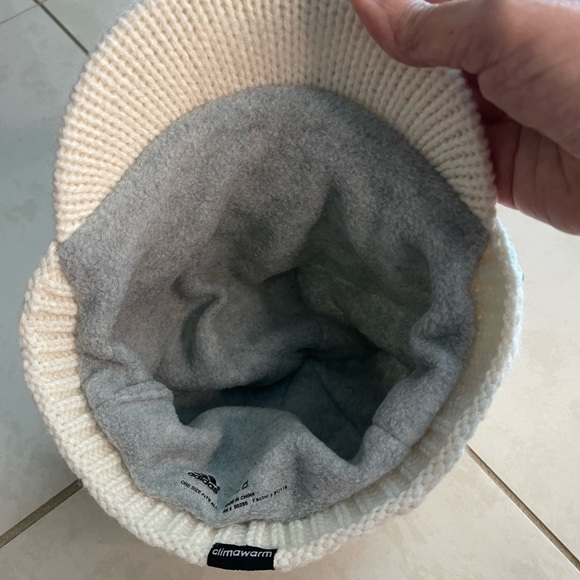 ADIDAS Beanie / Hat 💙 - Picture 13 of 13